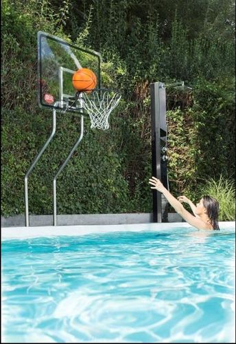 Basketballkorb am Pool, IDEAL Eichenwald